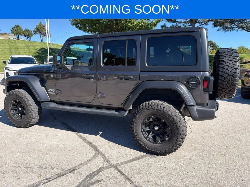 Jeep Wrangler photo 10