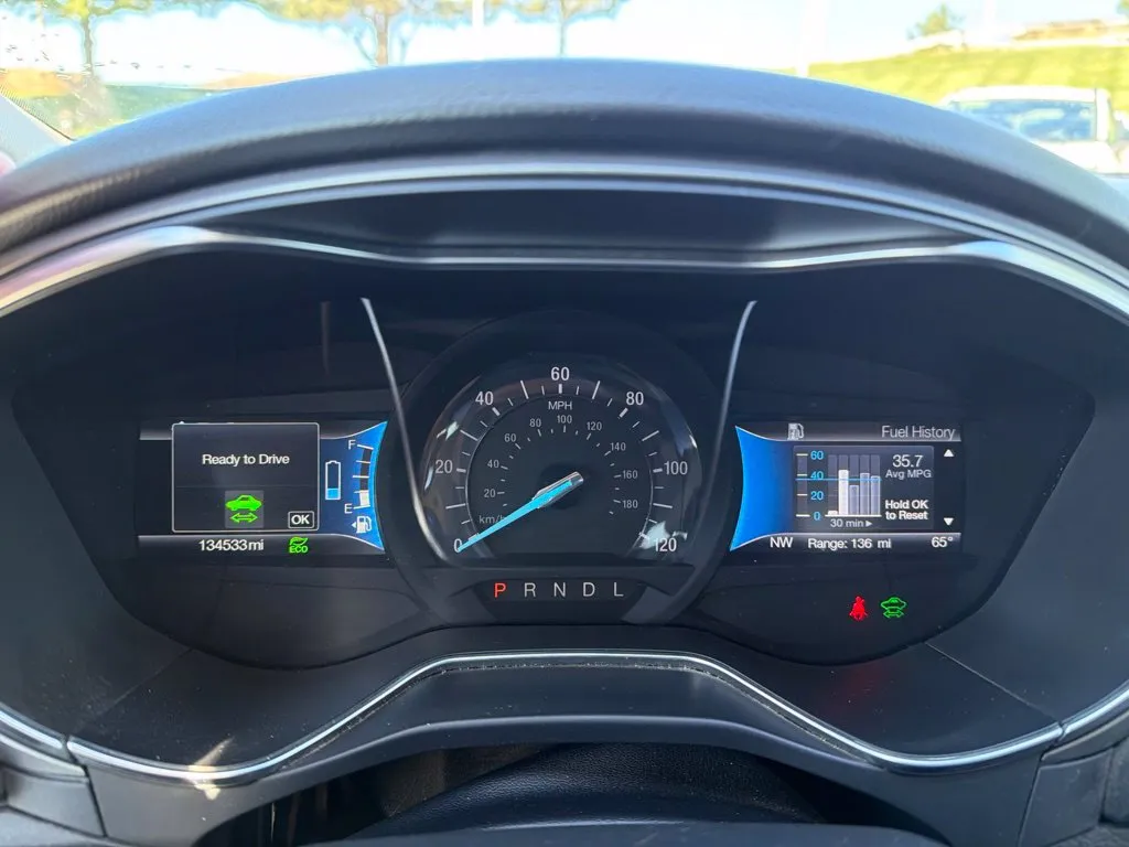 Ford Fusion photo 14