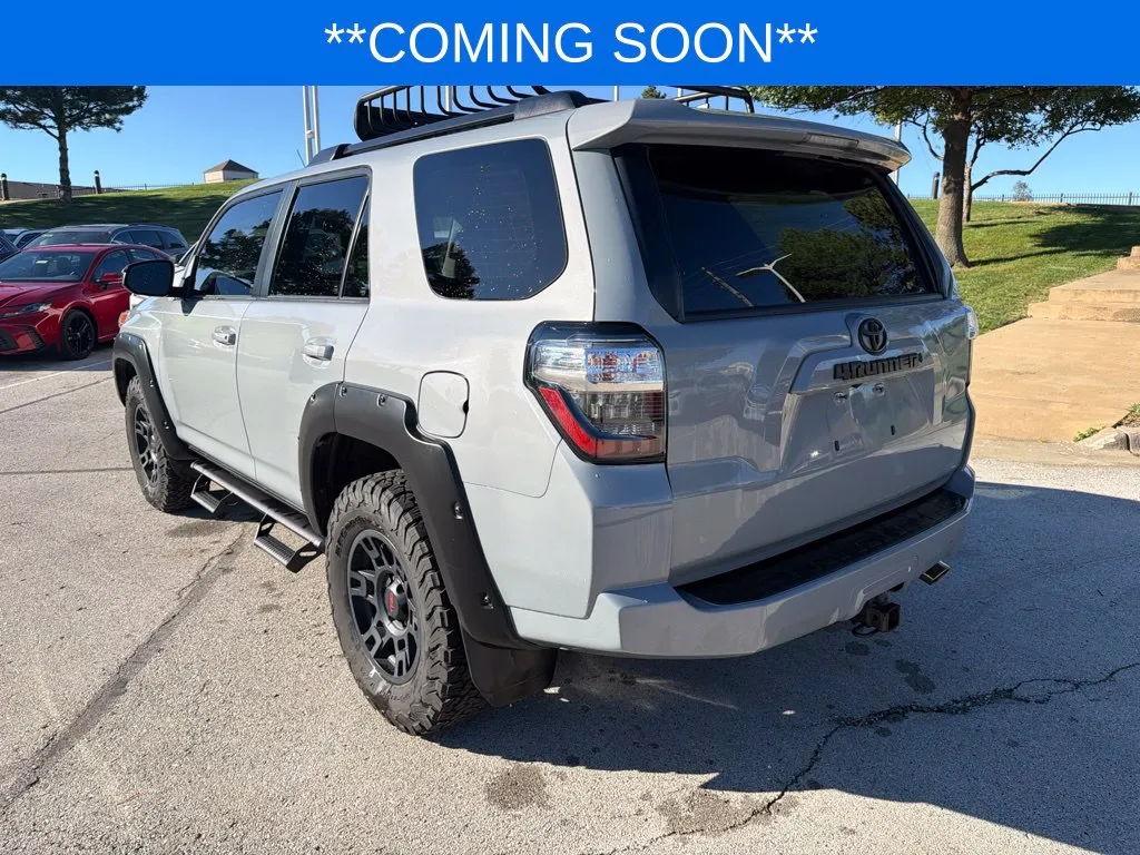 Toyota 4Runner photo 9