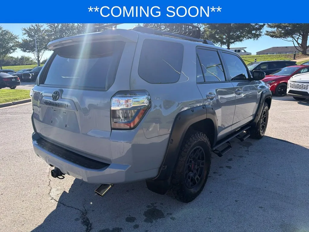 Toyota 4Runner photo 7