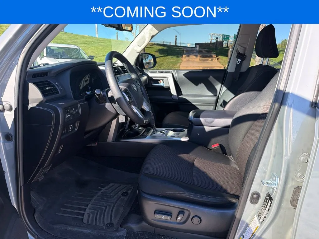 Toyota 4Runner photo 12
