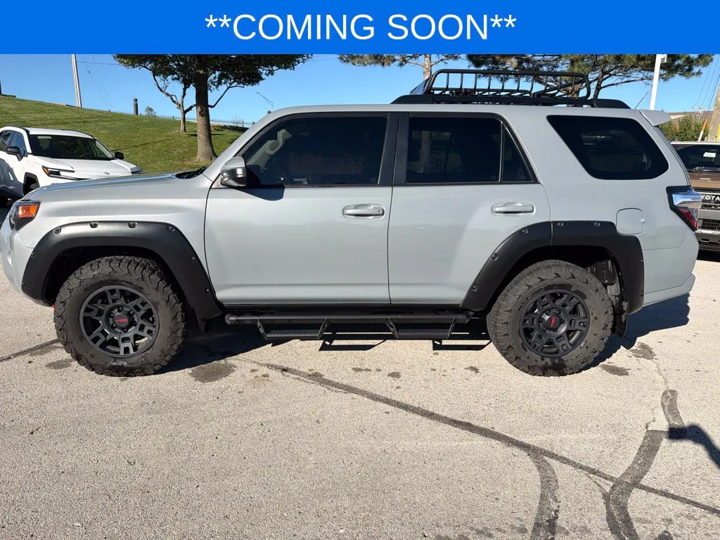 Toyota 4Runner photo 11