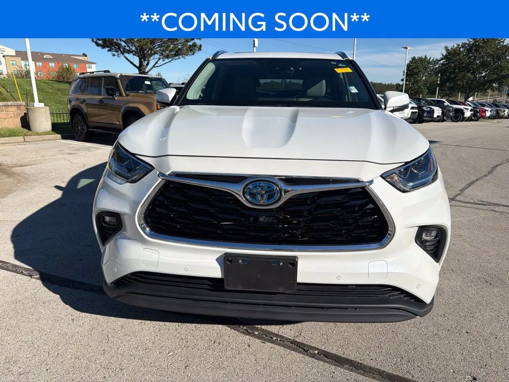 Toyota Highlander photo 2