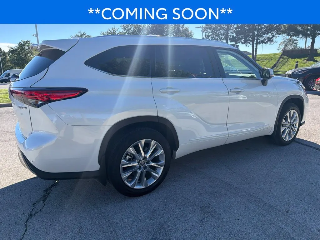 Toyota Highlander photo 6