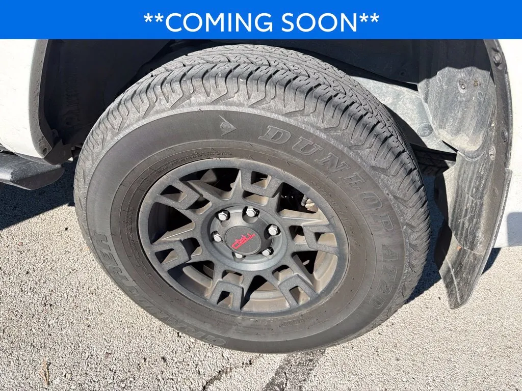 Toyota 4Runner photo 21