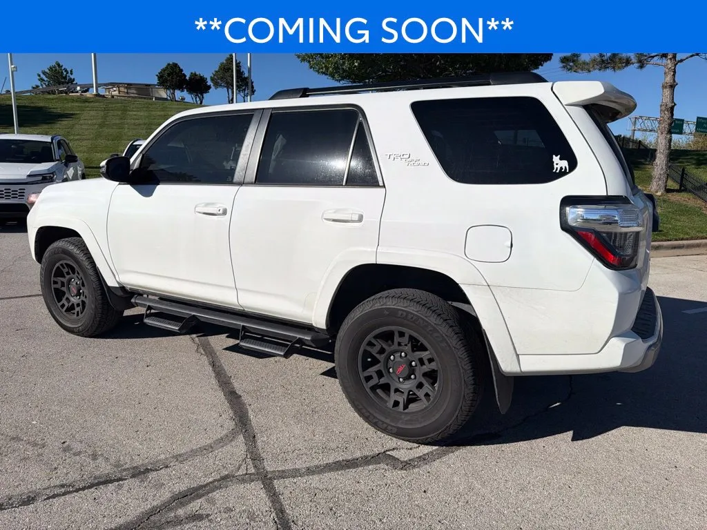 Toyota 4Runner photo 10