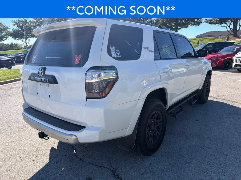 Toyota 4Runner photo 7