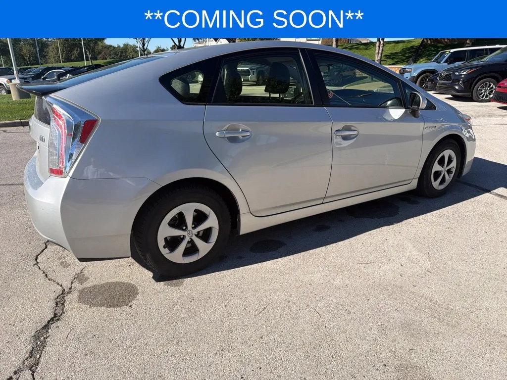 Toyota Prius photo 6