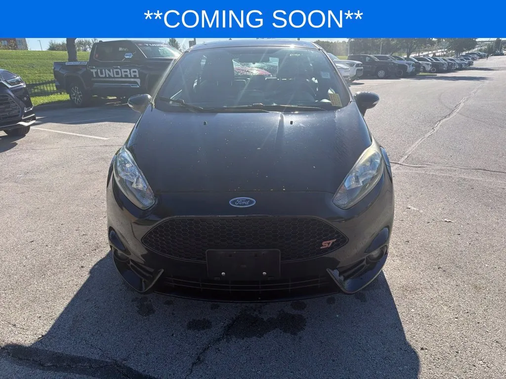 Ford Fiesta photo 2
