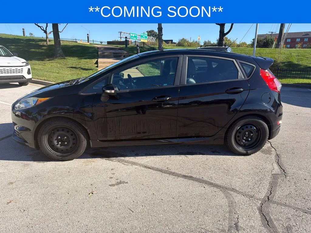 Ford Fiesta photo 11