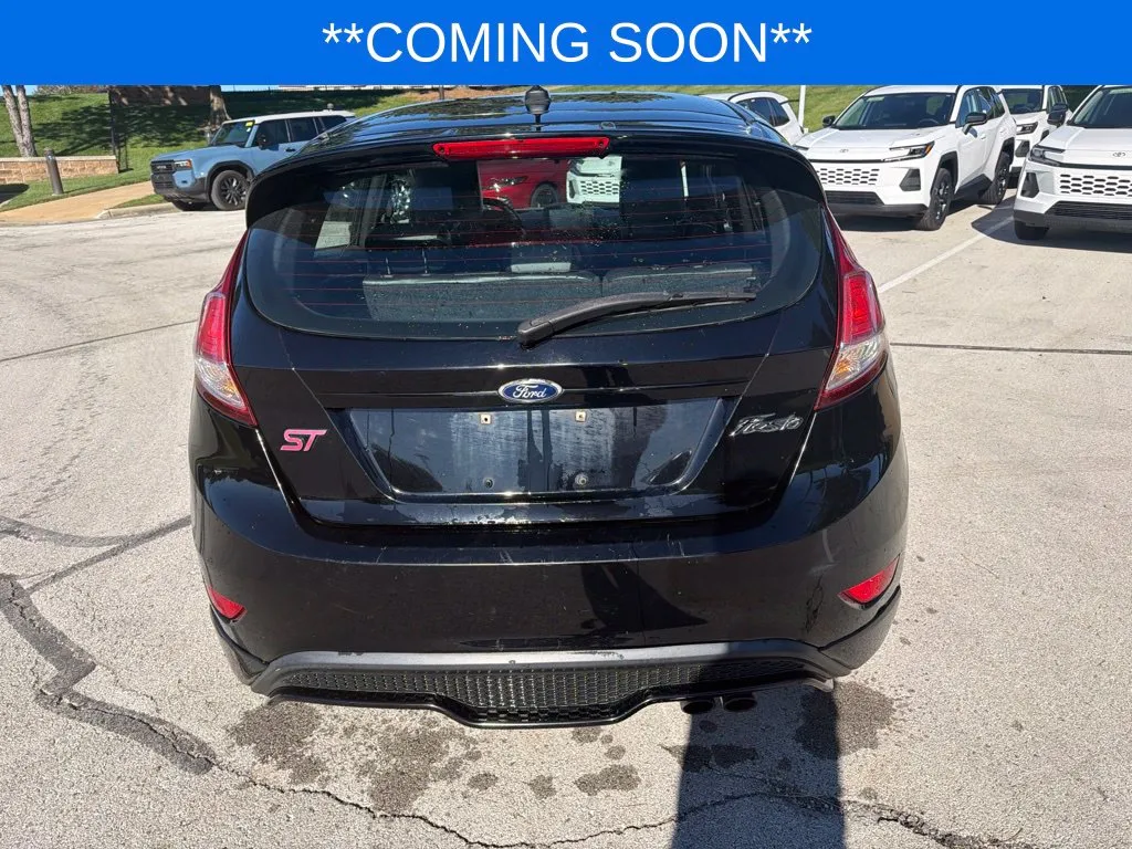 Ford Fiesta photo 8