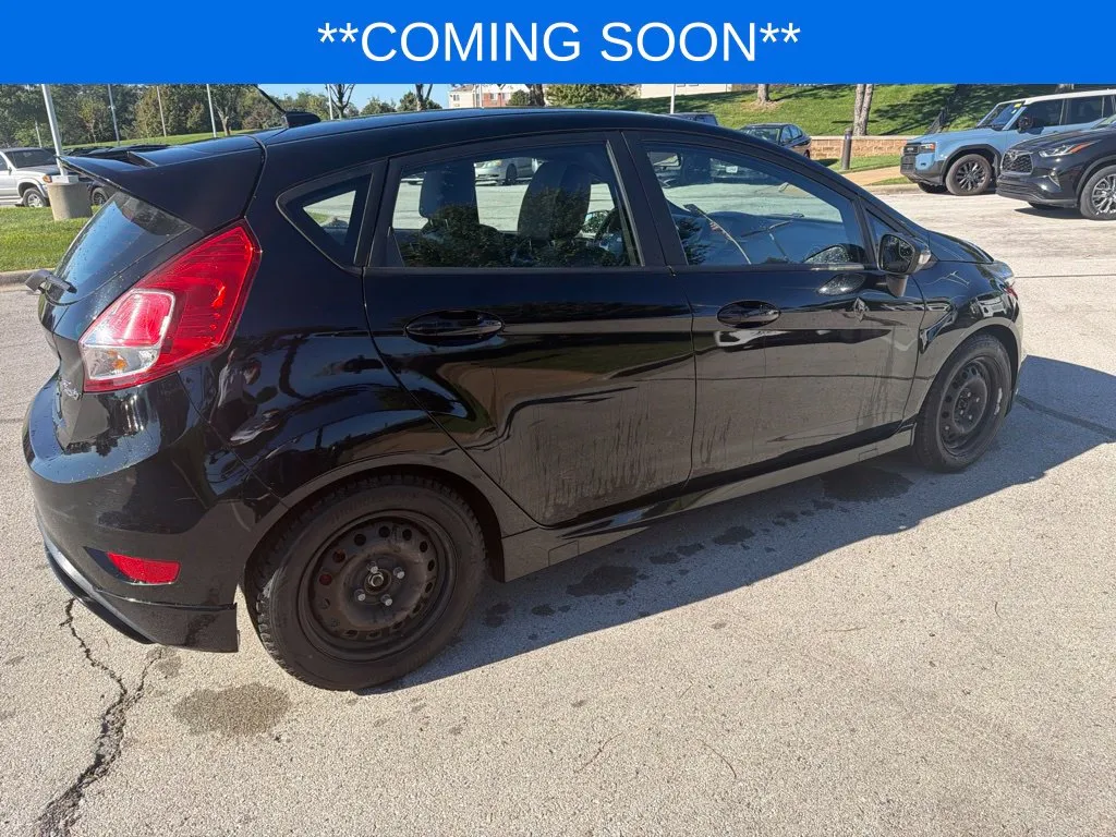 Ford Fiesta photo 6