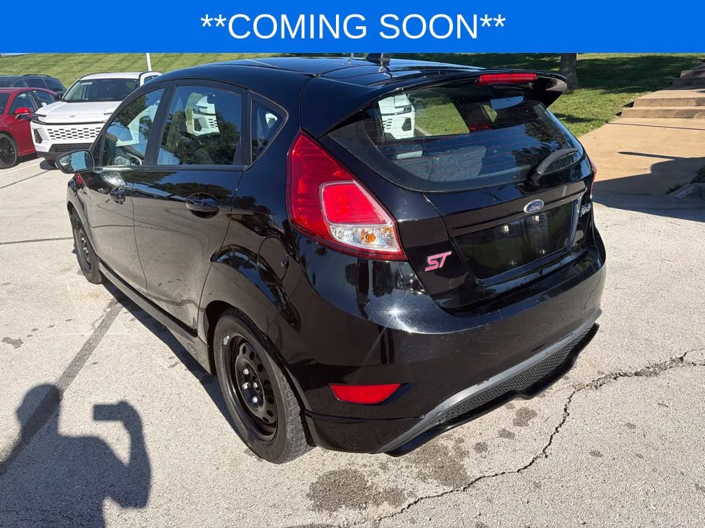 Ford Fiesta photo 9