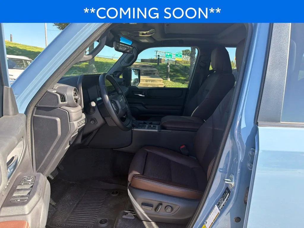Toyota Land Cruiser photo 12