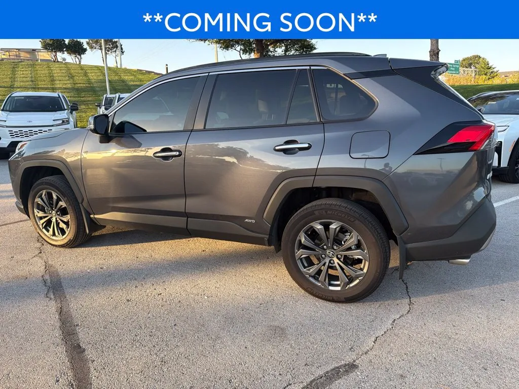Toyota RAV4 photo 10