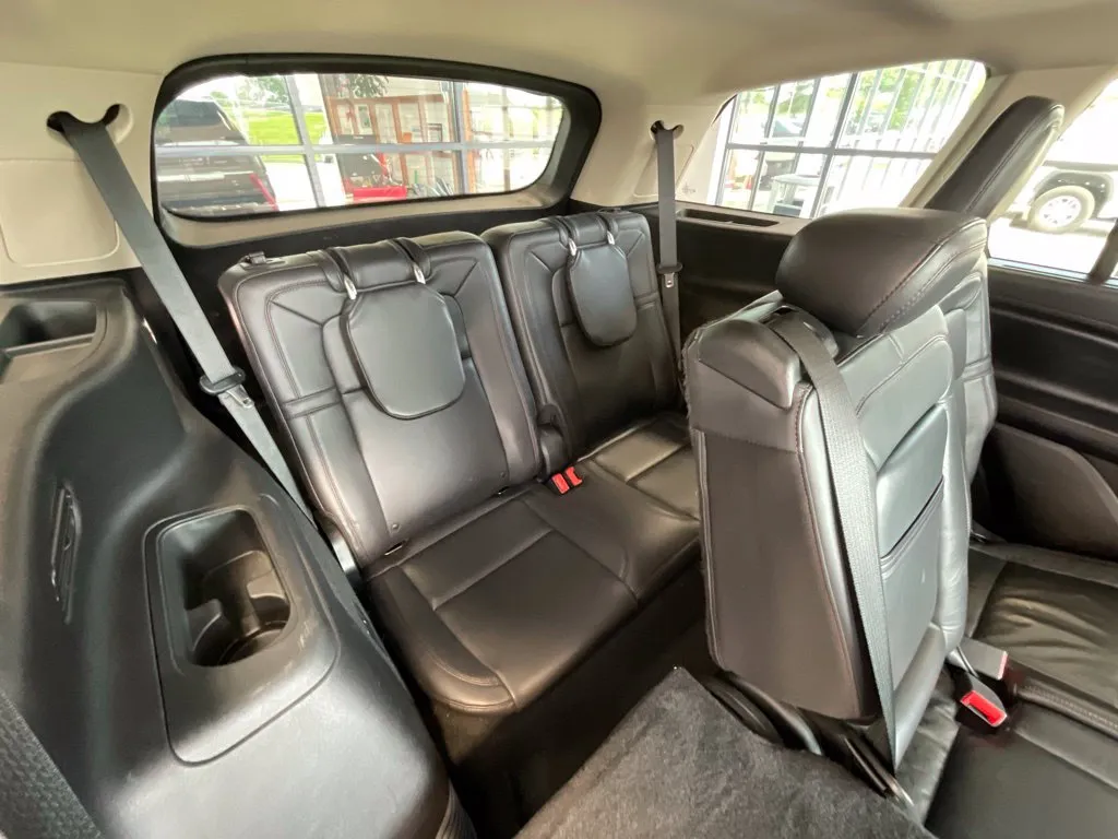 Lincoln Aviator photo 23
