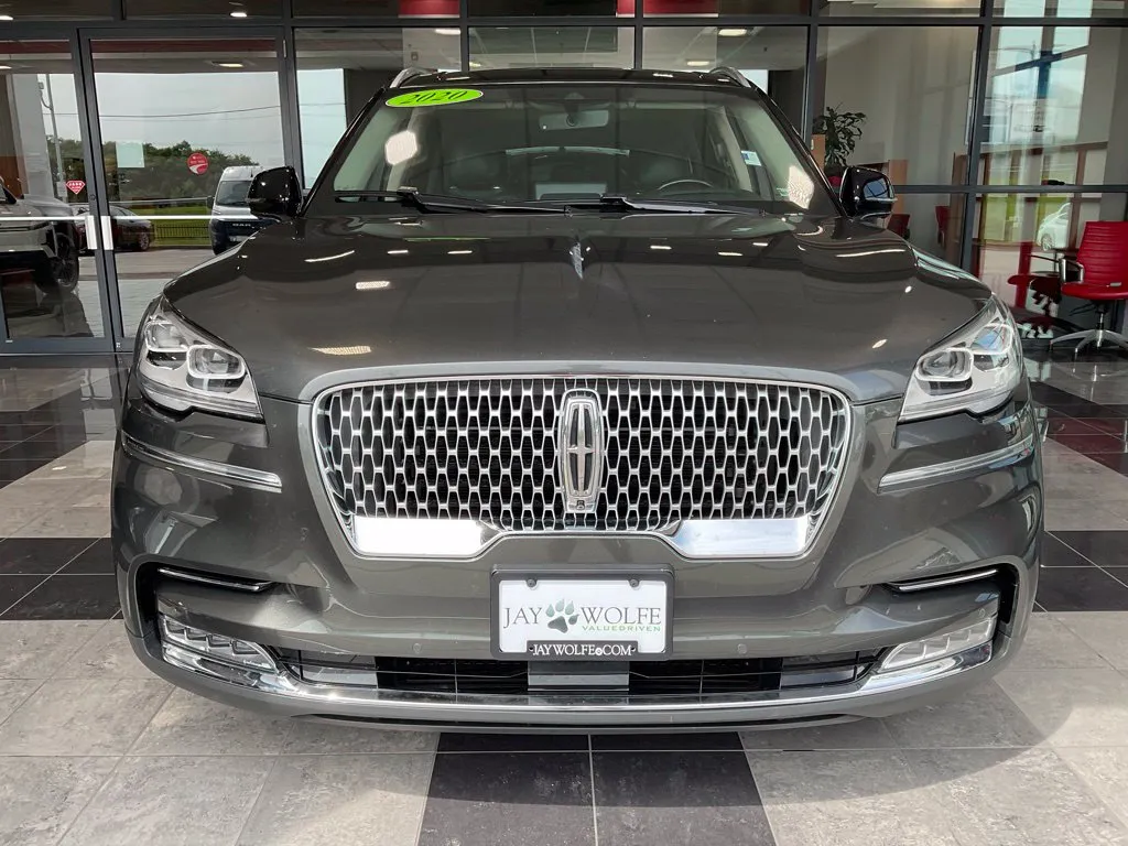 Lincoln Aviator photo 2