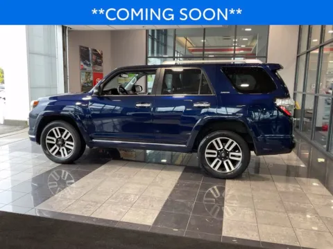 More photos of 2023 Toyota 4Runner Limited at Jay Wolfe Toyota, MO