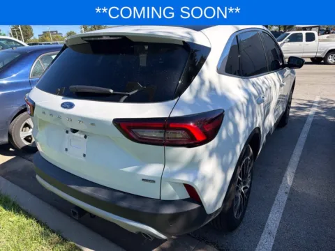 More photos of 2024 Ford Escape Plug-In Hybrid at Jay Wolfe Toyota, MO