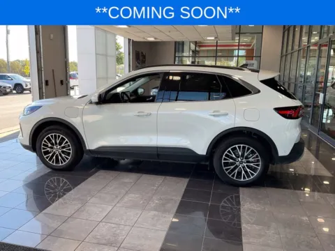More photos of 2024 Ford Escape Plug-In Hybrid at Jay Wolfe Toyota, MO