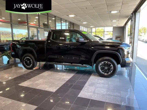 Black 2023 Toyota Tundra SR5 for sale in Kansas City, MO
