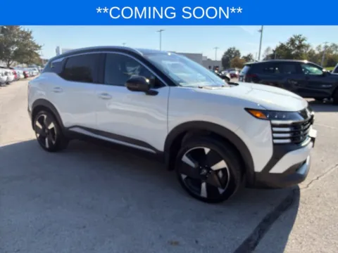 More photos of 2025 Nissan Kicks SR at Jay Wolfe Toyota, MO