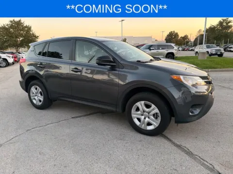 More photos of 2015 Toyota RAV4 LE at Jay Wolfe Toyota, MO