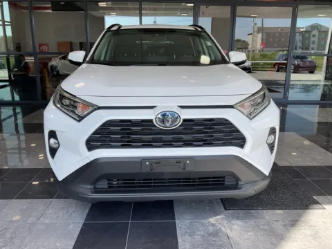 Photos of 2019 Toyota RAV4 Hybrid XLE for sale in Kansas City, MO at Jay Wolfe Toyota