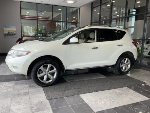 Another view of 2010 Nissan Murano SL for sale in Kansas City, MO at Jay Wolfe Toyota