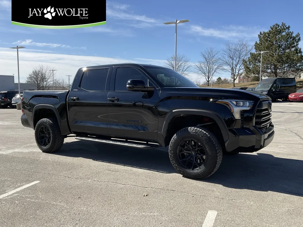Black 2024 Toyota Tundra Limited for sale in Kansas City, MO