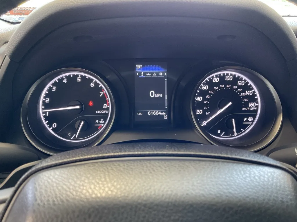 2023 Toyota Camry SE photo 20