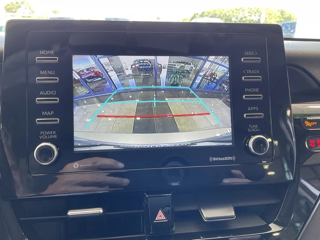 2023 Toyota Camry SE photo 14