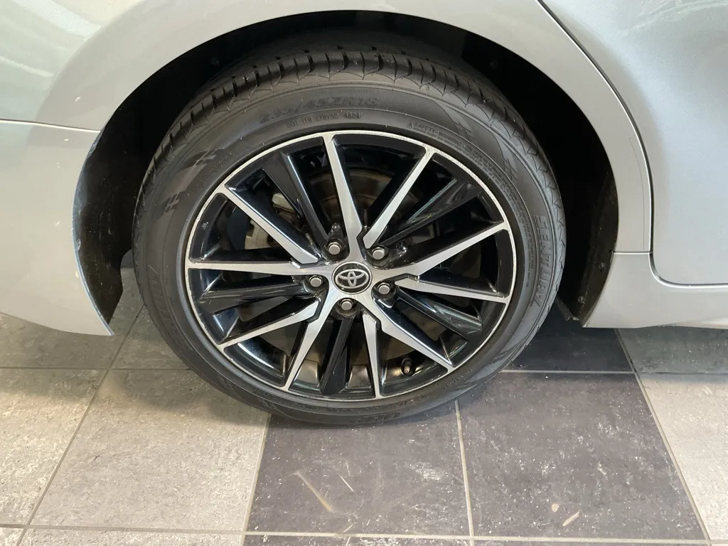 2023 Toyota Camry SE photo 11
