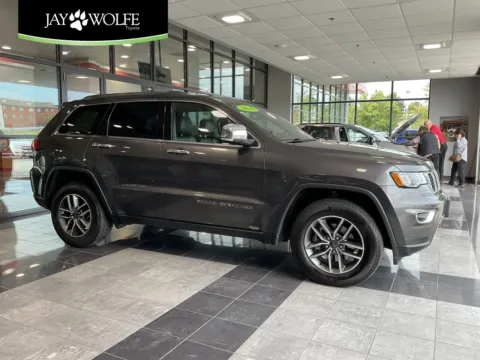 Gray 2020 Jeep Grand Cherokee Limited for sale in Kansas City, MO