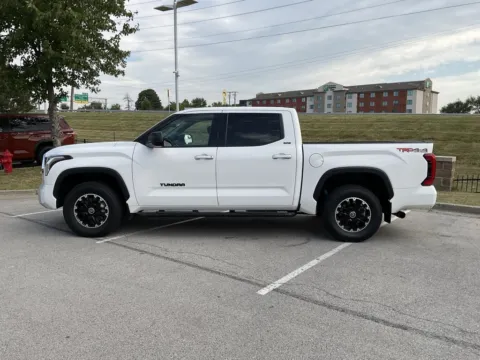 More photos of 2022 Toyota Tundra SR5 at Jay Wolfe Toyota, MO