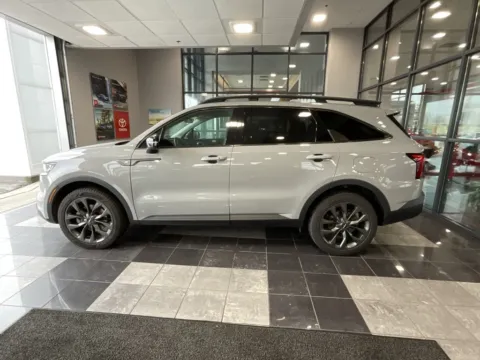 More photos of 2022 Kia Sorento X-Line EX at Jay Wolfe Toyota, MO