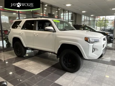 White 2021 Toyota 4Runner TRD Off-Road Premium for sale in Kansas City, MO