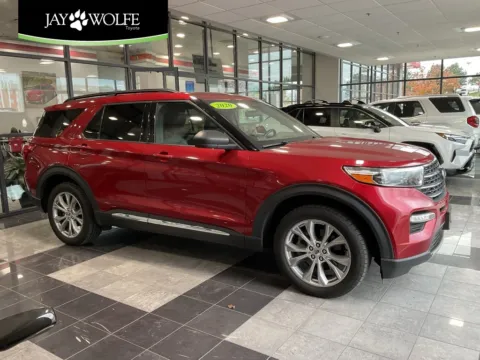 Red 2020 Ford Explorer XLT for sale in Kansas City, MO