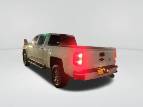 Another view of 2018 Chevrolet Silverado 3500HD LTZ for sale in Moses Lake, WA at Chevrolet of Moses Lake