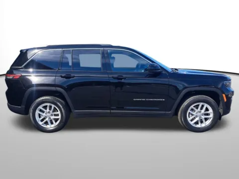 More photos of 2024 Jeep Grand Cherokee Laredo at Chevrolet of Moses Lake, WA