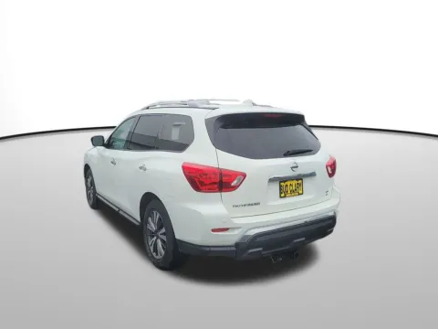 Another view of 2019 Nissan Pathfinder SL for sale in Moses Lake, WA at Chevrolet of Moses Lake