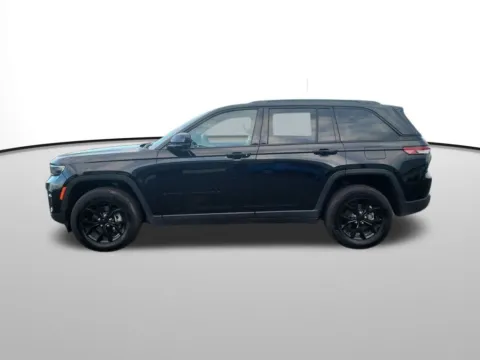 More photos of 2024 Jeep Grand Cherokee Altitude X at Chevrolet of Moses Lake, WA
