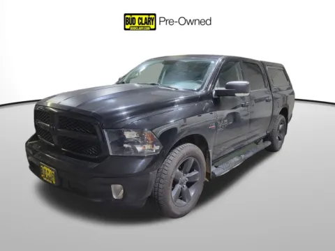 Black 2019 Ram 1500 Classic SLT for sale in Moses Lake, WA