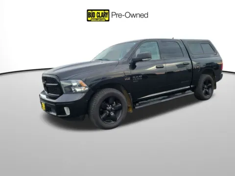 Black 2019 Ram 1500 Classic SLT for sale in Moses Lake, WA