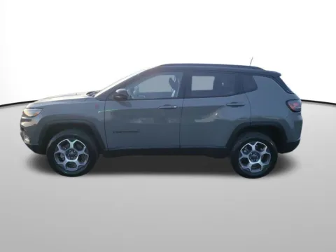 More photos of 2022 Jeep Compass Trailhawk at Chevrolet of Moses Lake, WA