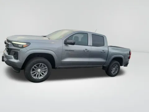 Photos of 2026 Chevrolet Equinox LT for sale in Moses Lake, WA at Bud Clary Chevrolet of Moses Lake