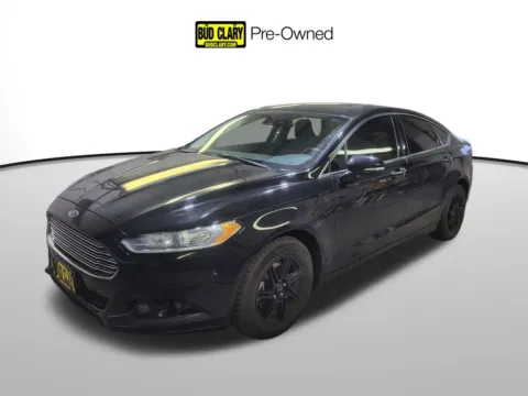 Black 2016 Ford Fusion Titanium for sale in Moses Lake, WA