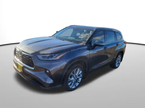 Photos of 2021 Toyota Highlander Hybrid Limited for sale in Moses Lake, WA at Bud Clary Chevrolet of Moses Lake