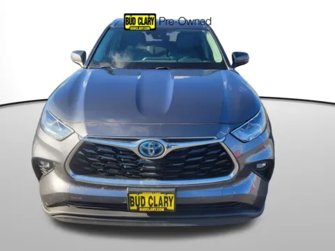 Green 2021 Toyota Highlander Hybrid Limited for sale in Moses Lake, WA