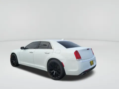 Another view of 2019 Chrysler 300 Limited for sale in Moses Lake, WA at Bud Clary Chevrolet of Moses Lake